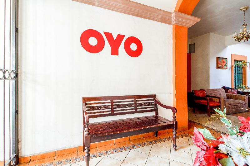 Oyo Hotel Posada Garibaldi Guadalajara Exterior photo