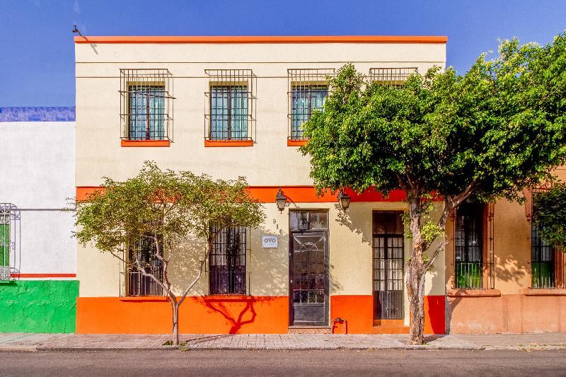 Oyo Hotel Posada Garibaldi Guadalajara Exterior photo